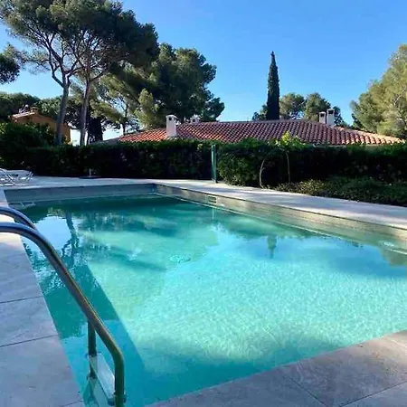 Villa La Farigoule, Cap Benat - Domaine Du Ris
